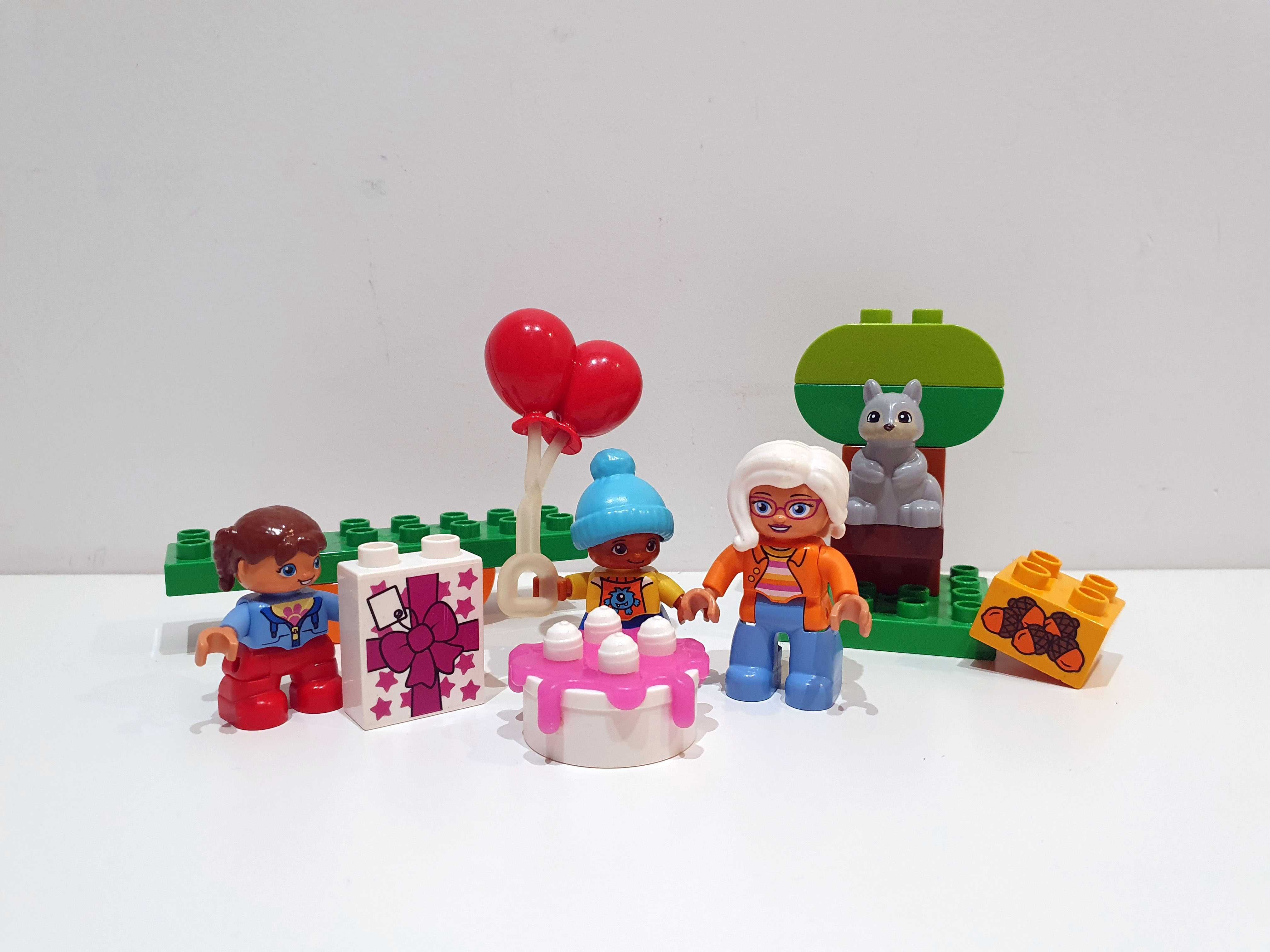 Lego DUPLO 10832 przyjęcie urodzinowe wiewiórka figurka tort balony