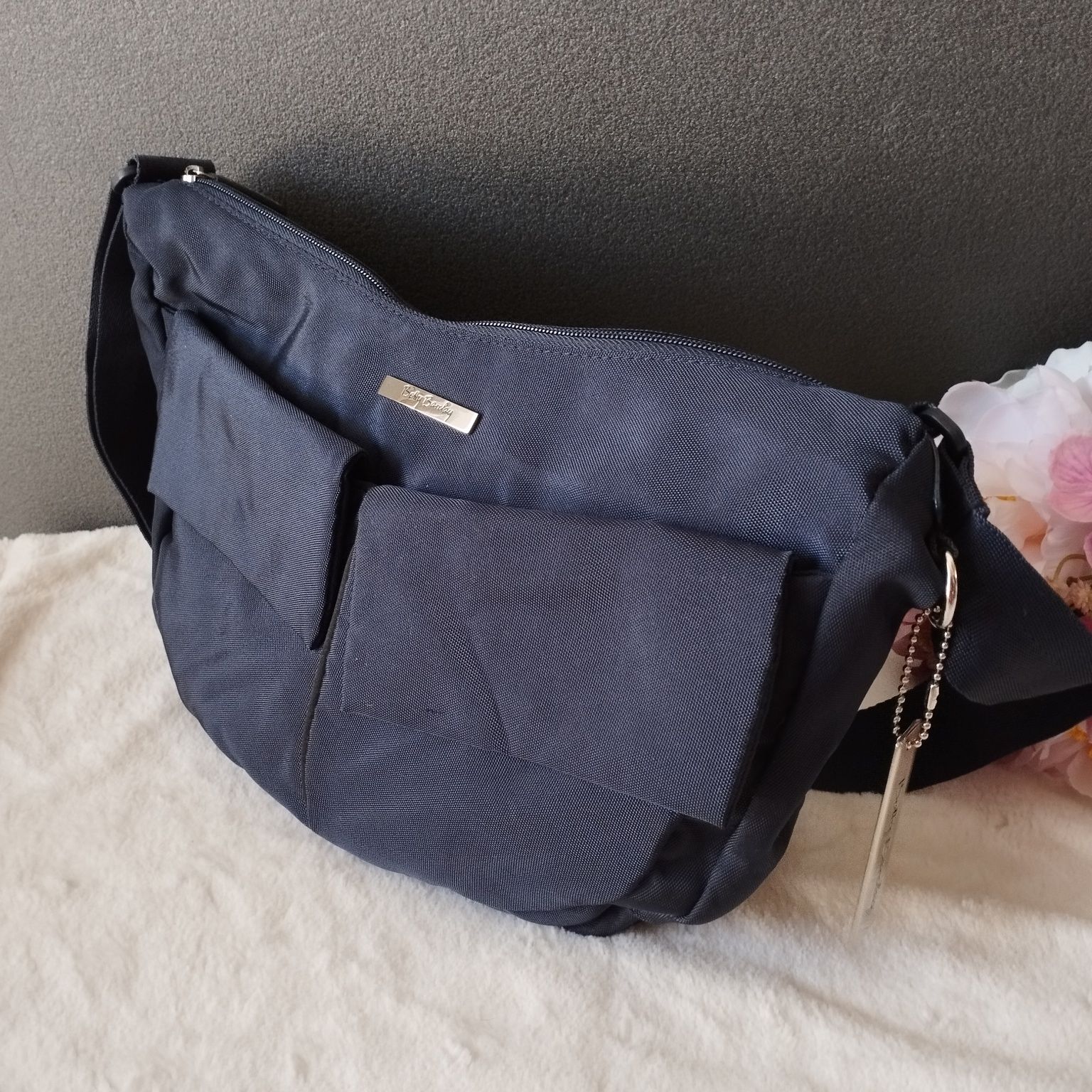 Torebka Betty Barclay granatowa materiałowa – elegancka i praktyczna!