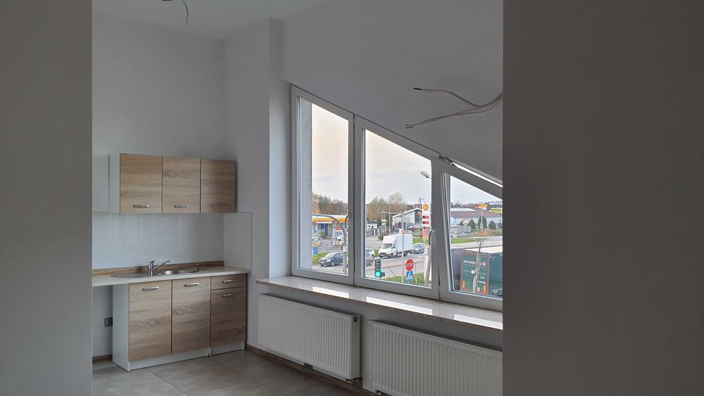 Niepołomice lokal biurowy/usługowy ok.55m2 z parkingiem