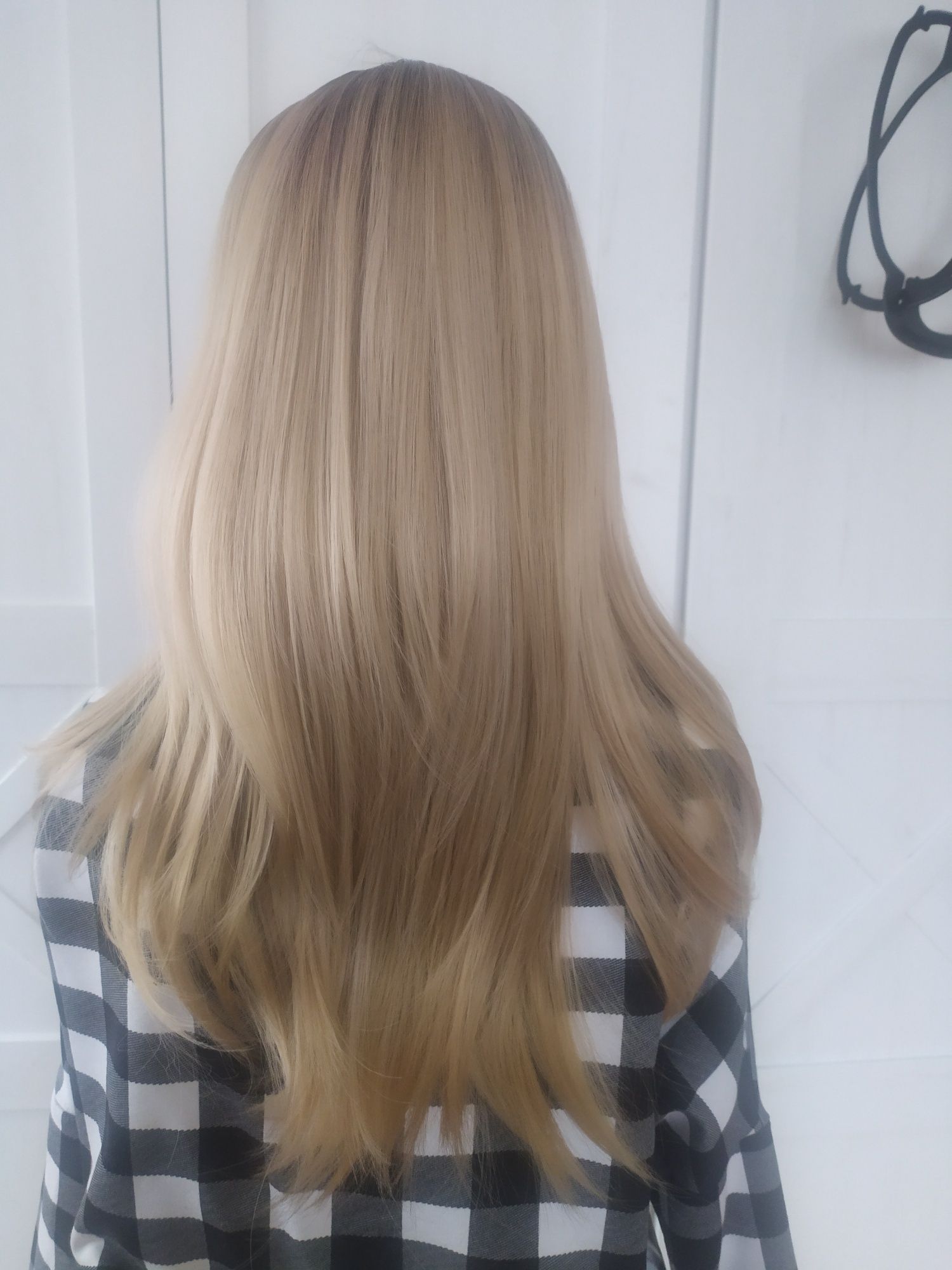 Sprzedam perukę blond ombre b.dluga