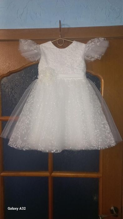 Нарядні новорічні дитячі святкові сукні, детские платья снежинка