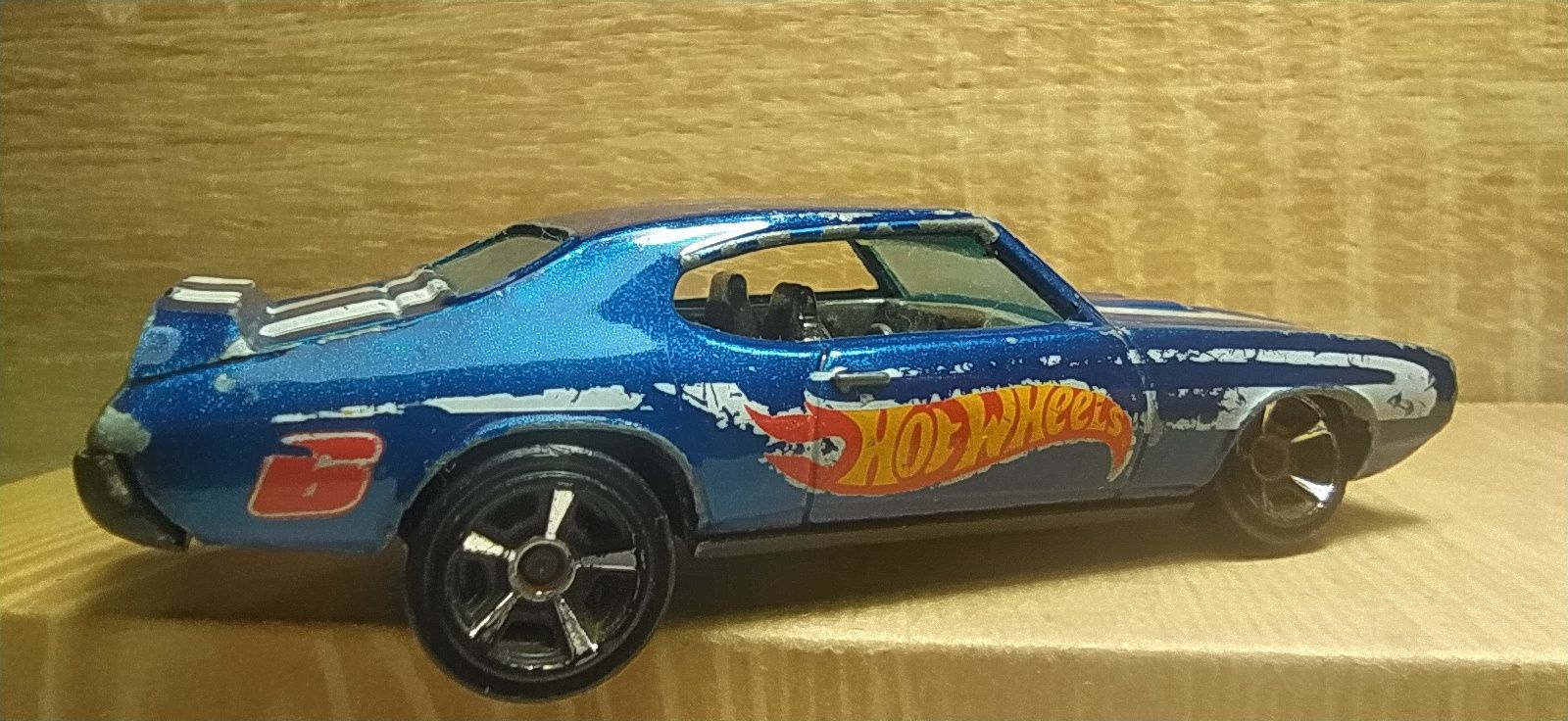 Hot Wheels '69 Pontiac GTO 2011