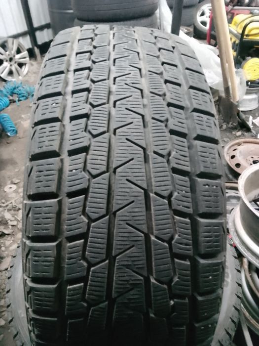 Продам комплект зимней резины 225/55/18 ,продам за 8000 грн
