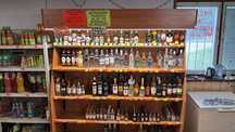 Regał sklepowy na alkohol podświetleni led, lustra.