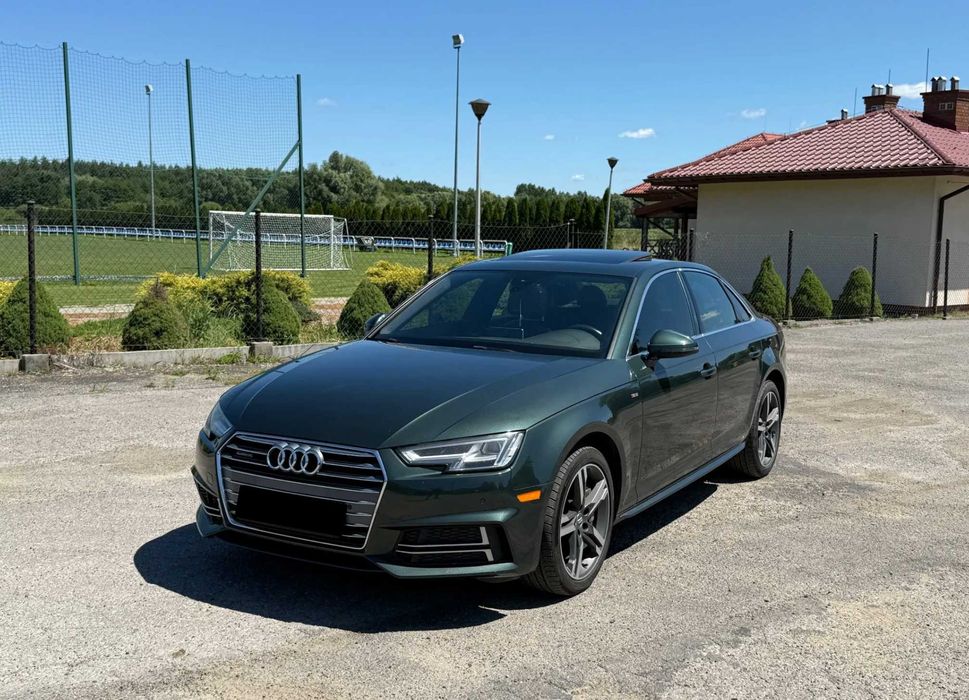 Audi A4 Premium Plus 2018 року