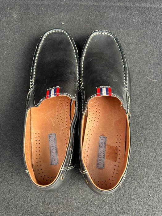 Чоловічі шкіряні мокасини