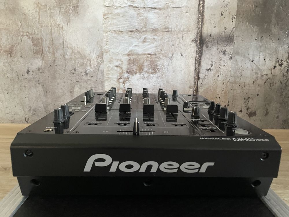 Pioneer DjM900 Nexus ( Case Gratis )