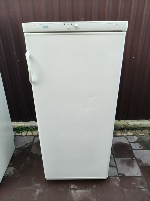 Морозильна камера LOYDS Model 756/375 Об'єм 190 літрів