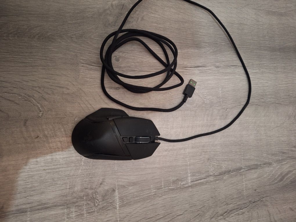 Rato Razer Basilisk V2