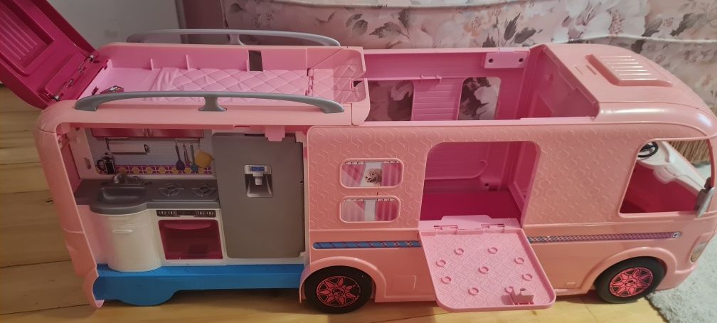 Kamper dla Barbie