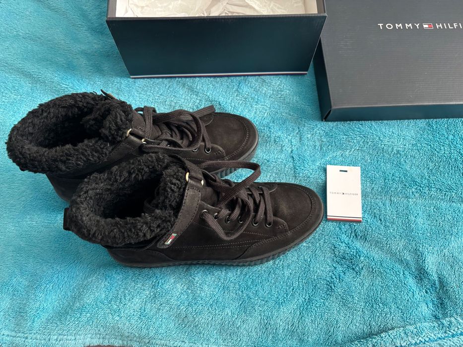 Нові оригінальні черевики куплені на офіційному сайті Answear