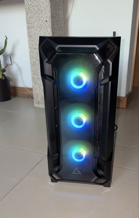 PC Gaming High-End NVIDIA RTX 4080 SUPER + Ryzen 7 7800X3D