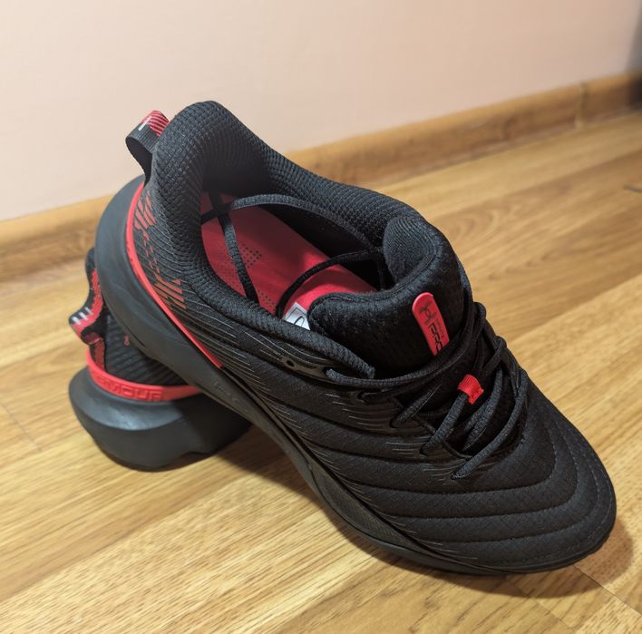 Продам зимові термо кросівки Under Armour infinite pro warm Водонепрон