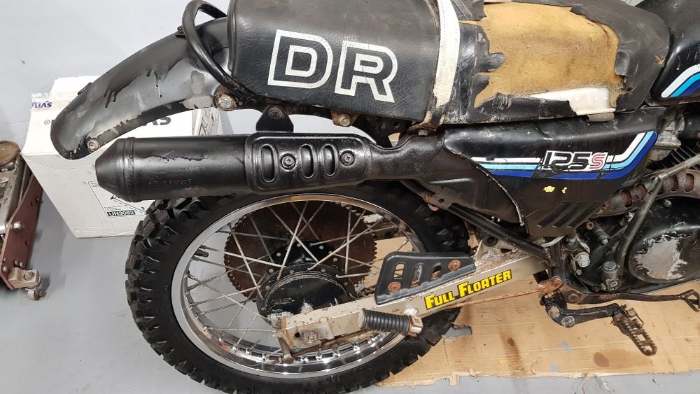 Suzuki DR 125 Cross 1982 rok
