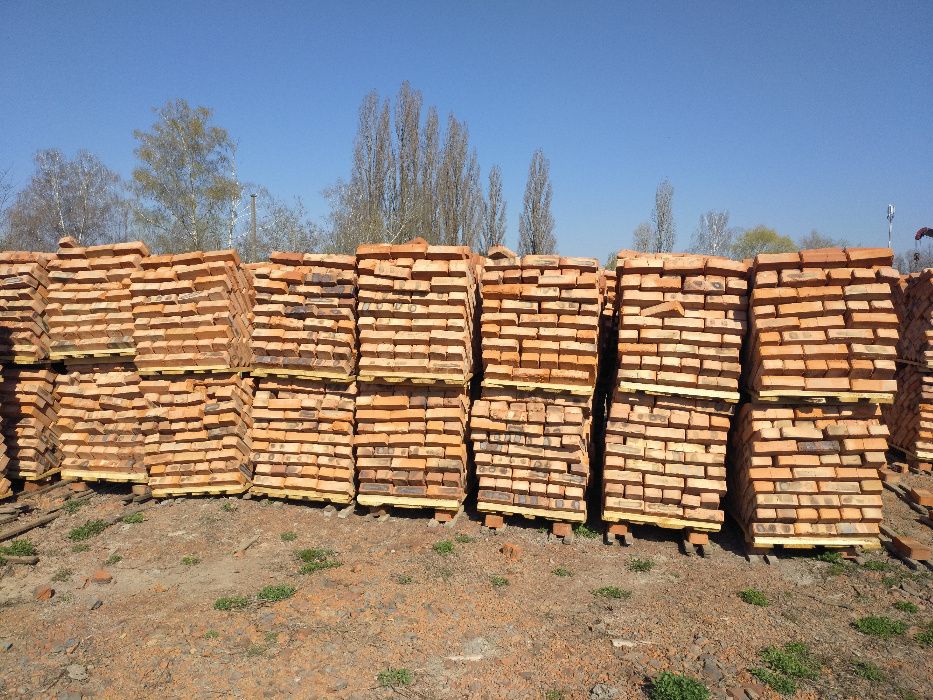 Кирпич красный строительный рядный М-100