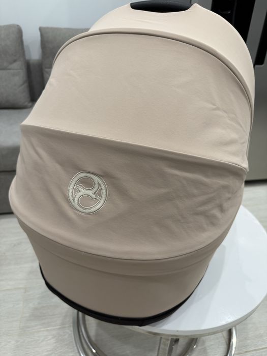 Люлька Cybex Priam lux 2025 року