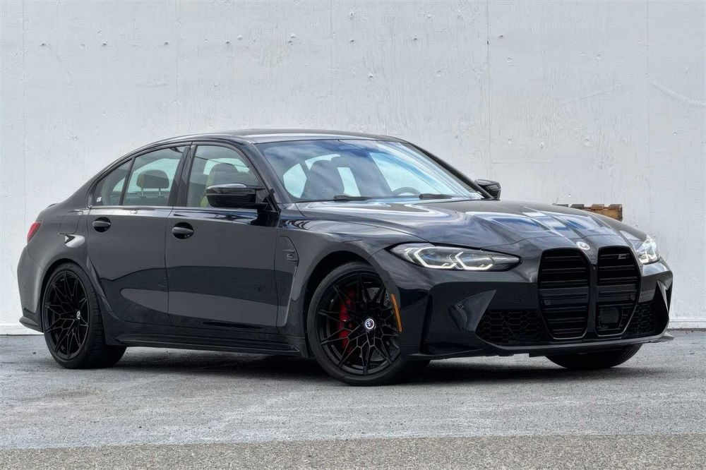 BMW M3 Competition xDrive      2023