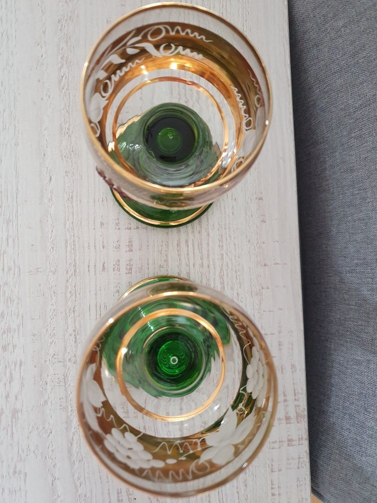 Kieliszki zielone szkło zdobienie 3D