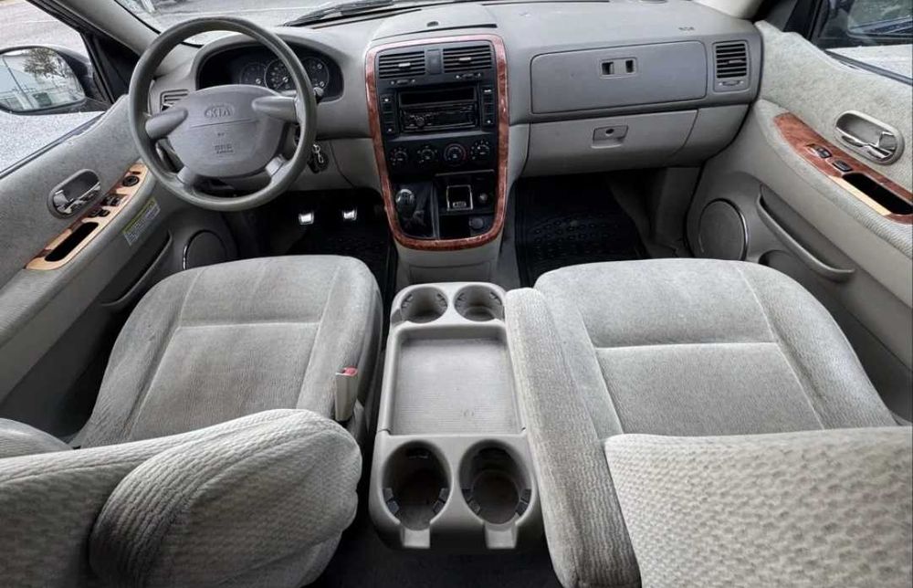 Vendo Kia em excelente estado ou troco por carro menor