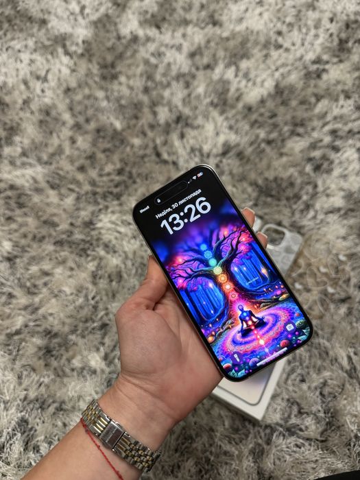 Iphone 14 pro 512 g (в подарунок 6 чохлів )