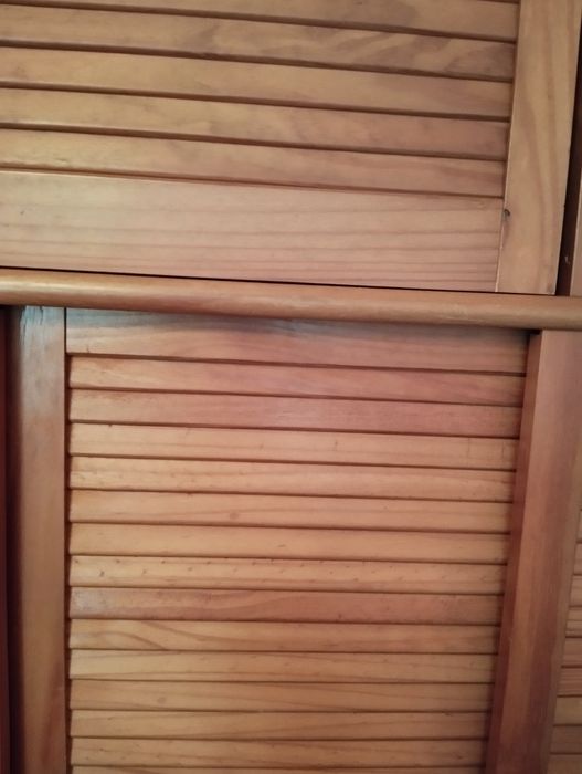 Promoção -Roupeiro  em madeira Ikea