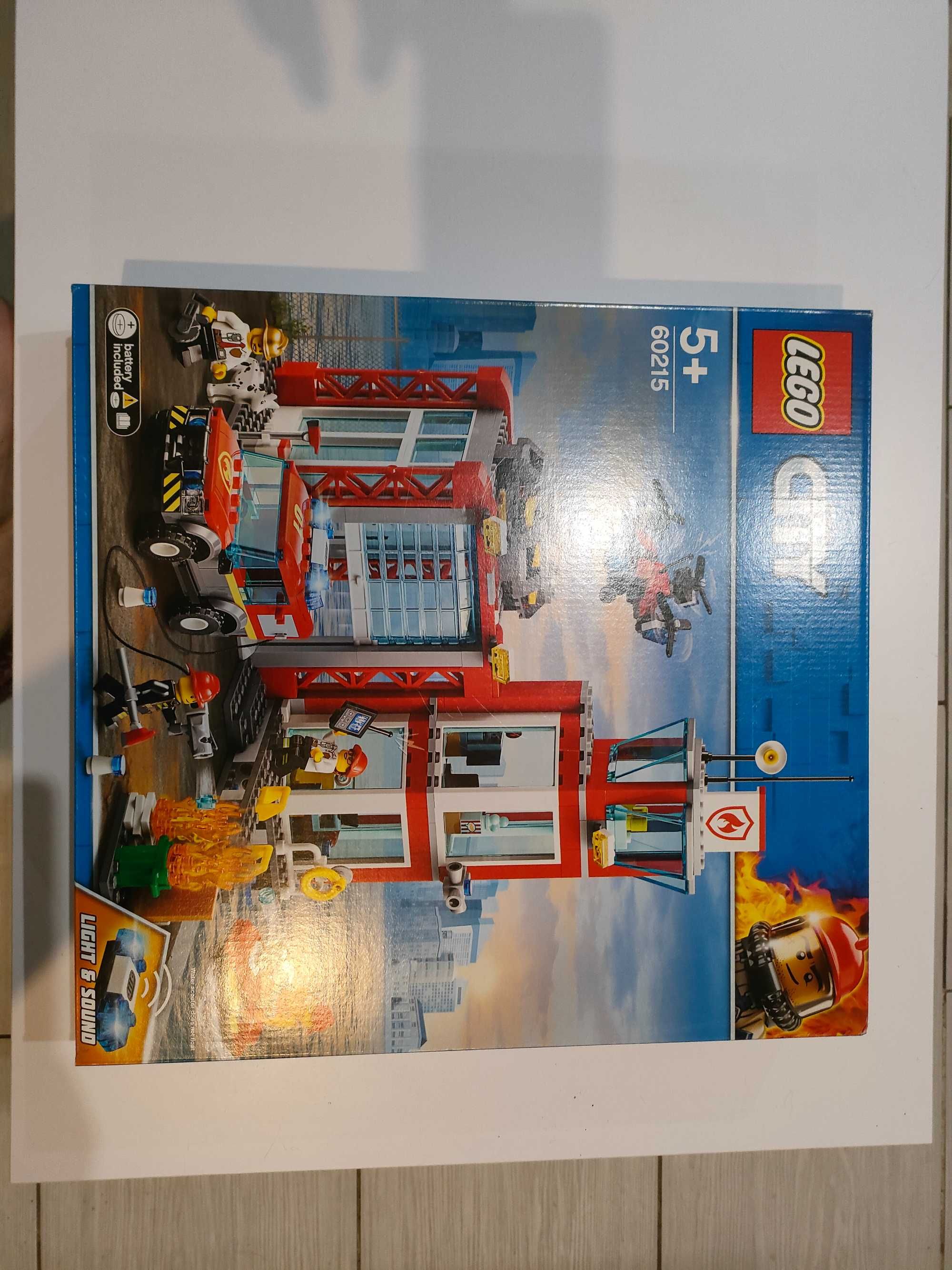 LEGO City 60215 Remiza Strażacka