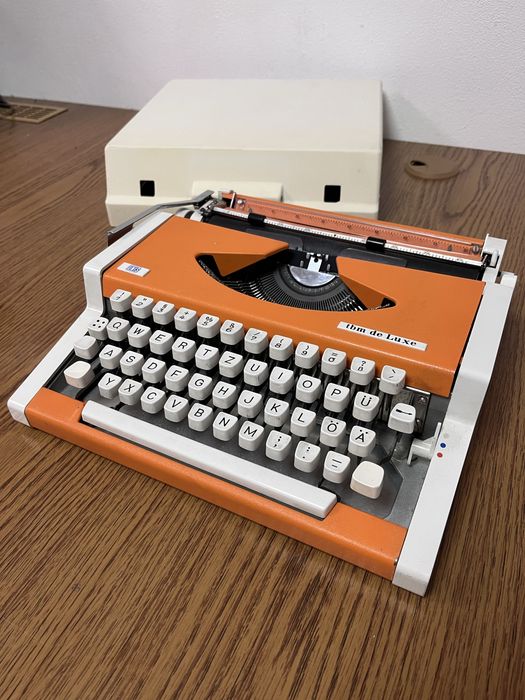 Maszyna do pisania UNIS tbm de luxe
