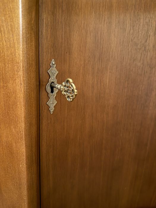 Narożna Witryna w stylu Vinatge z drewna