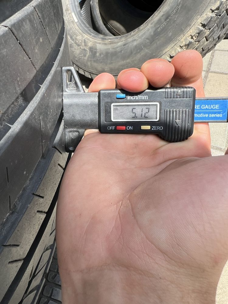 Шини 245/50/19 bridgestone; комплект літні; склад R19