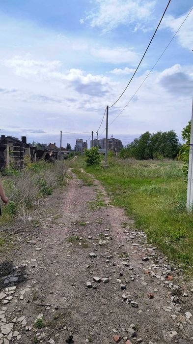 Продам участок під забудову або інвестицій МЖК  0,9 сот ,10000у.е.