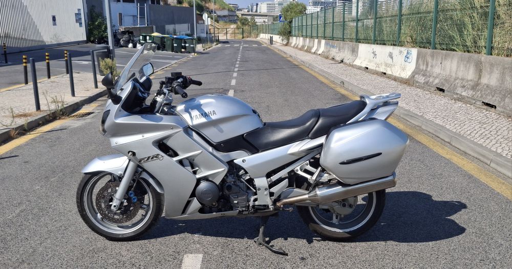 Yamaha FJR 1300 Negociável