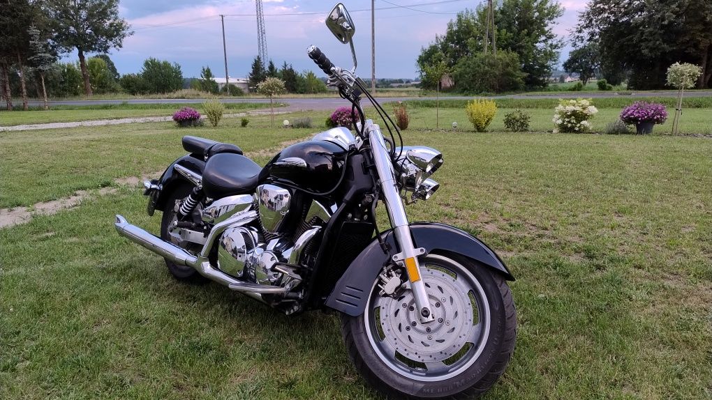 Honda VTX 1300 R Retro 1800 Custom