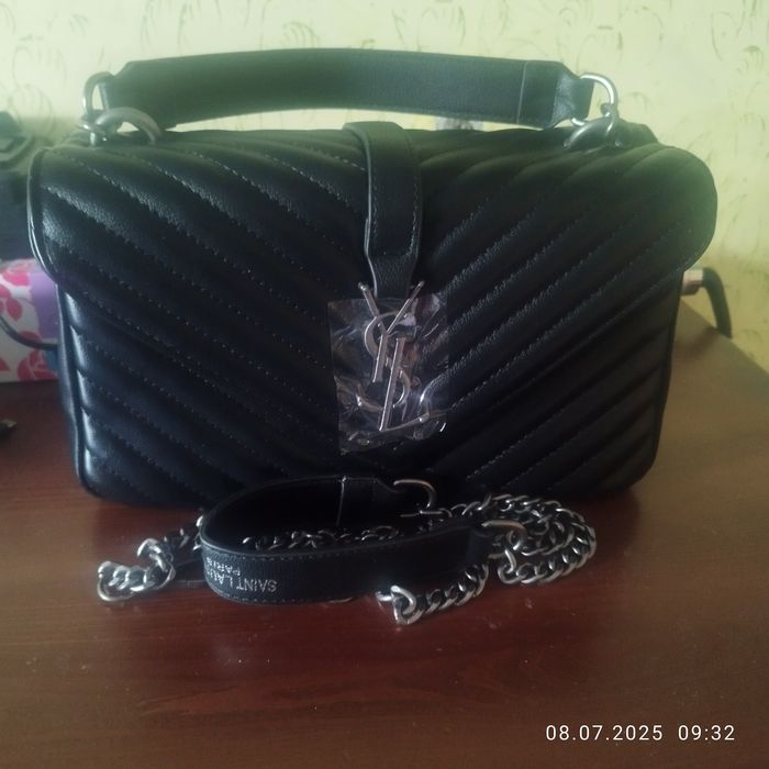 Нова з біркою святкова