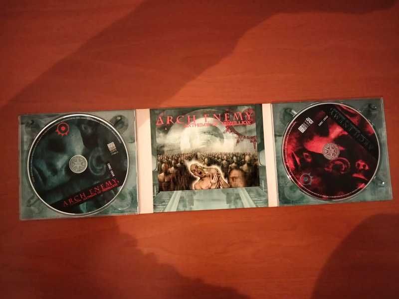 Arch Enemy – Anthems of Rebellion (Edição Original Digipack)