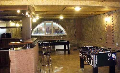 Аренда  посуточно с Бассейном Софиевская борщаговка .