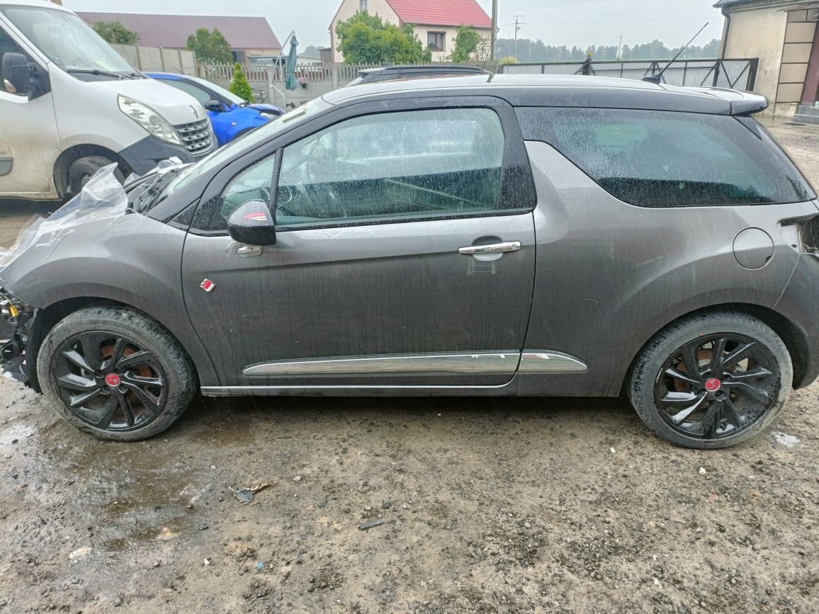 Citroen DS DS3 1.2b automat 17r ds performance line