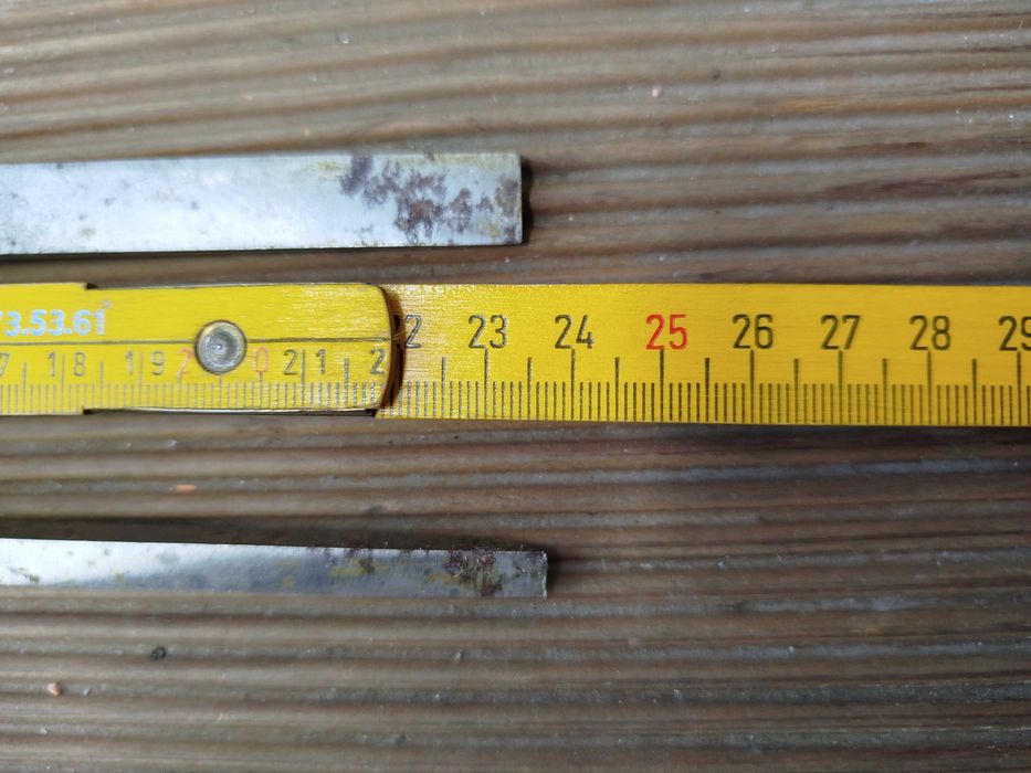 Dłuta stolarskie proste 14 mm i 7 mm z fazowaną krawędzią