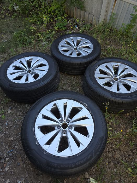 Диски с шинами на AUDI Q8 volkswagen  Golf  Tiguan Touareg