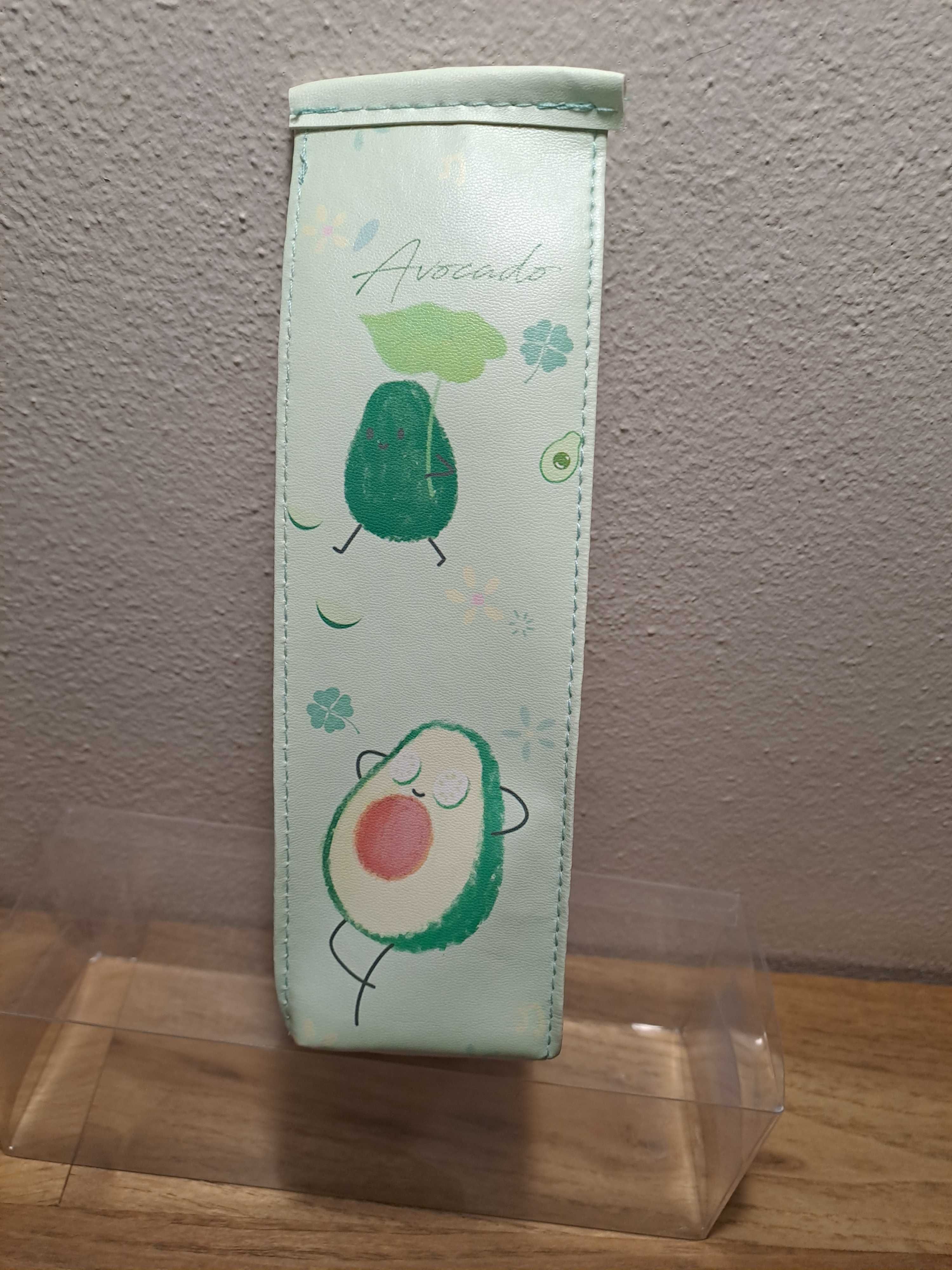 Nowy piórnik avocado kawaii