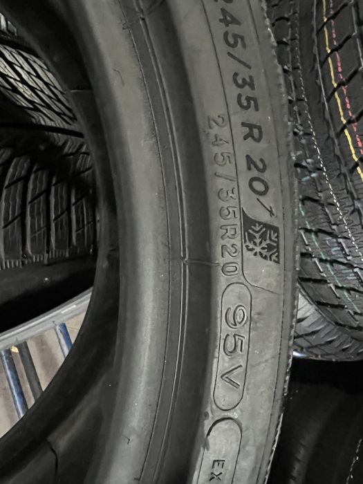 245/35/20 R20 Michelin Pilot Alpin 5 4шт зима