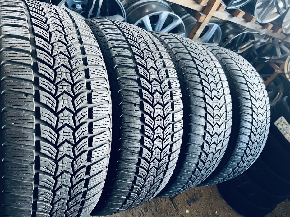 Шини Резина Зимові 225 55 17 Debica Frigo HP2 [3723] 4шт