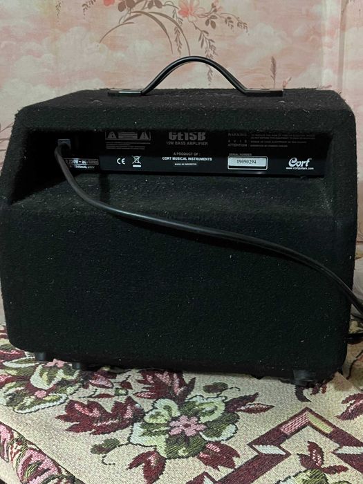 Комбопідсилювач для бас-гітари Cort ge15b