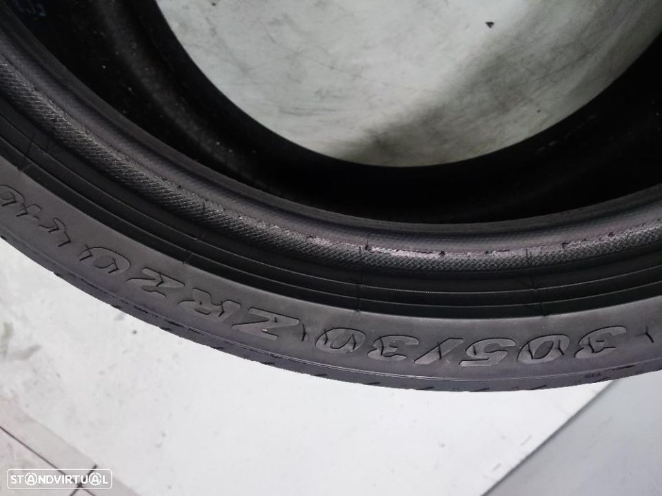 2 pneus semi novos 305-30r20 pirelli - oferta dos portes