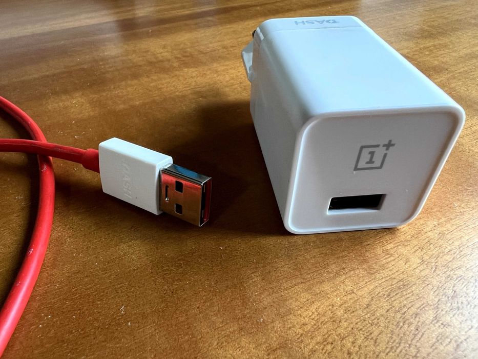 Carregador Oneplus Dash Charge 20W