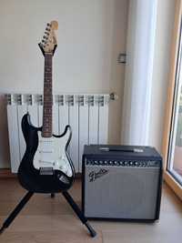 Guitarra elétrica Squier Strat + amplificador Fender Frontman 65R