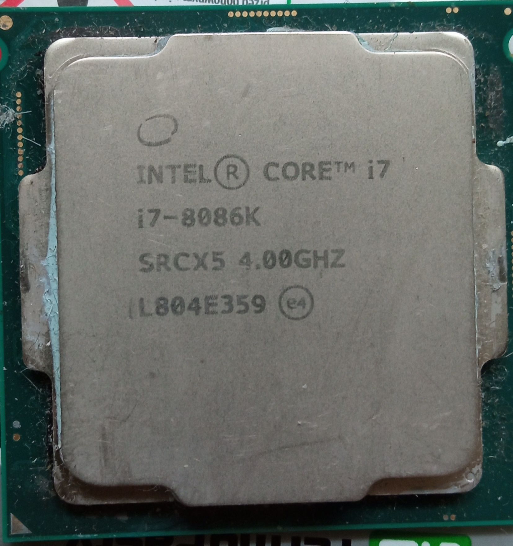 Procesor i7 8086k .