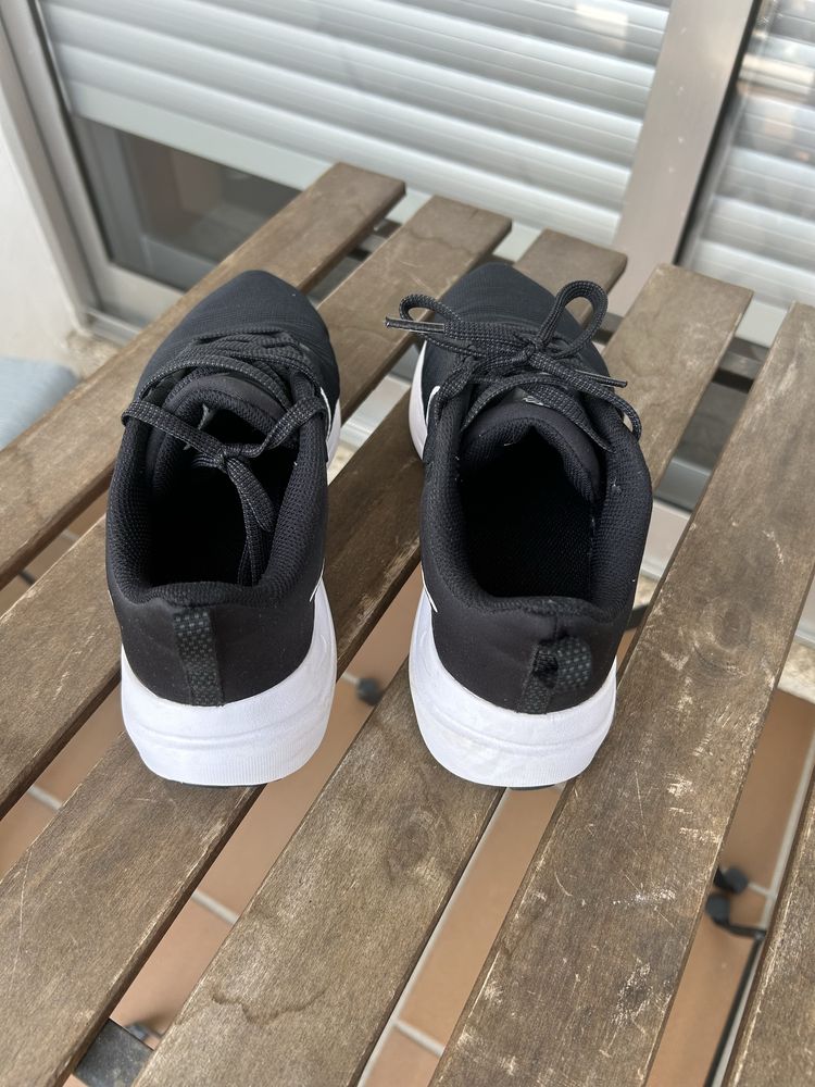 Sapatilhas Nike pretas