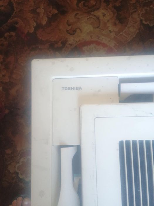 Klimatyzacja Toshiba jednostka wewnętrzna RAV-RM1601UTP-E