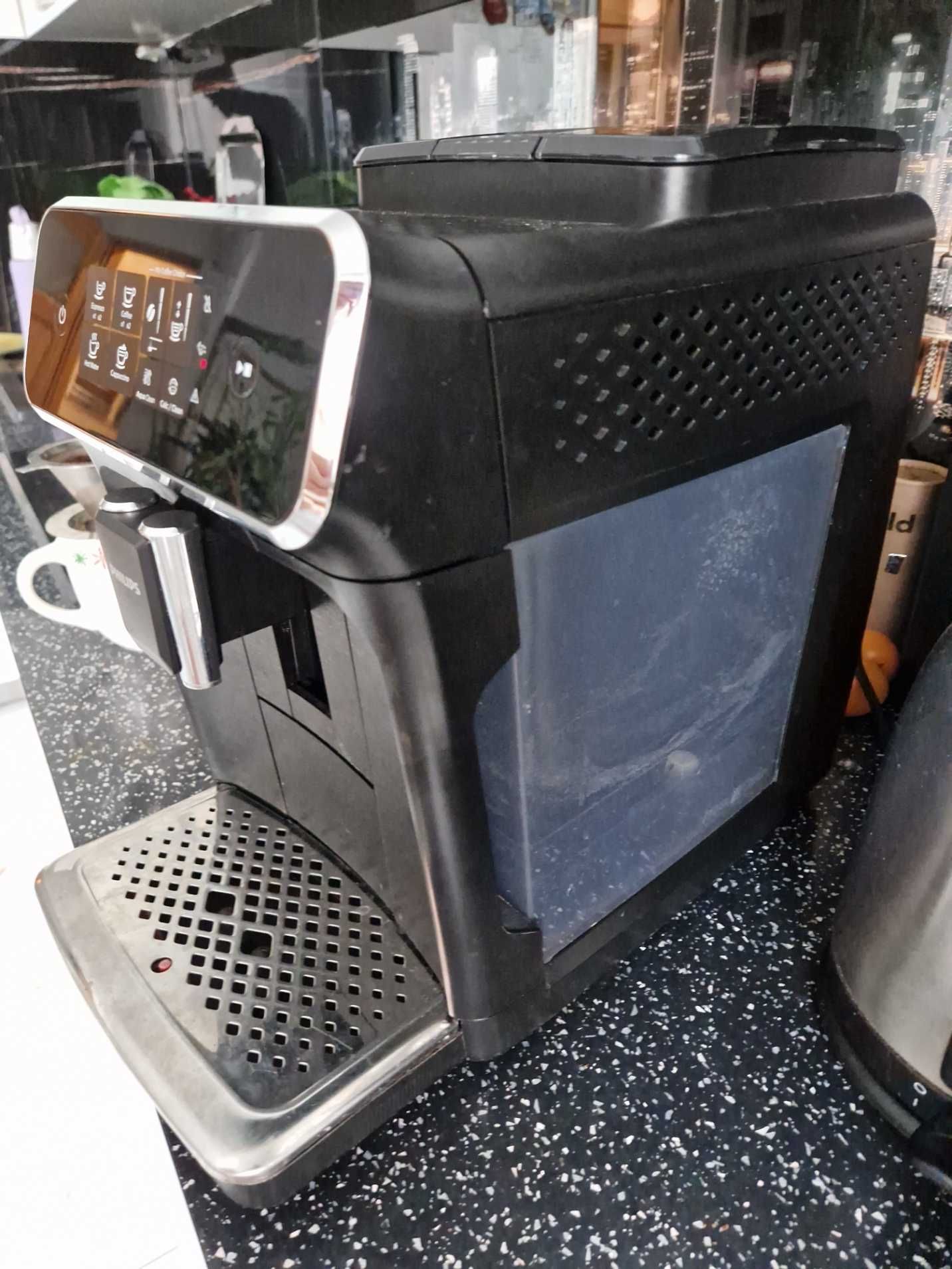 ekspres ciśnieniowy Philips 2200 LatteGo