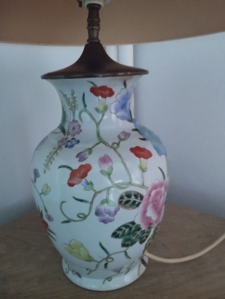 Lampa stolowa ceramiczna